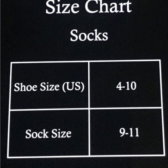 🩷 🆕 Hello Kitty / NWT / Designer No-Show Socks / 1~Pack / Rainbow Motif / 🆕 - Picture 6 of 6